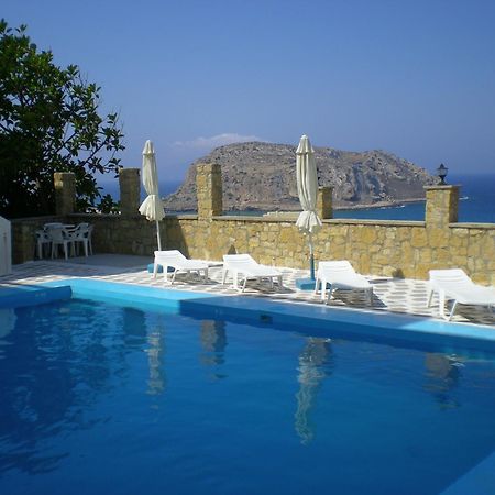 Yiannis Ηotel Foiníkion エクステリア 写真