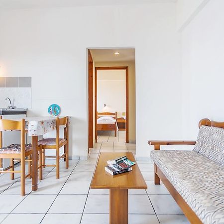 Yiannis Ηotel Foiníkion エクステリア 写真
