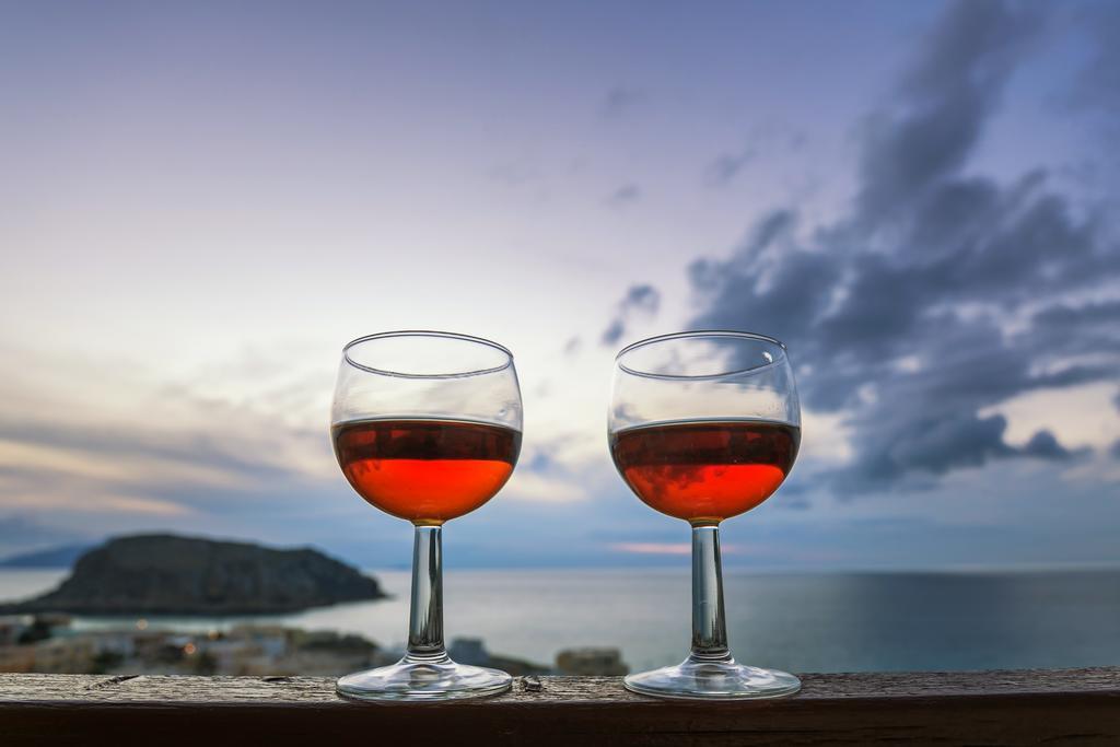 Yiannis Ηotel Foiníkion エクステリア 写真